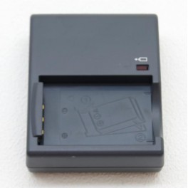 CH-201- Caricabatteria singolo per Batteria Denso BHT-200